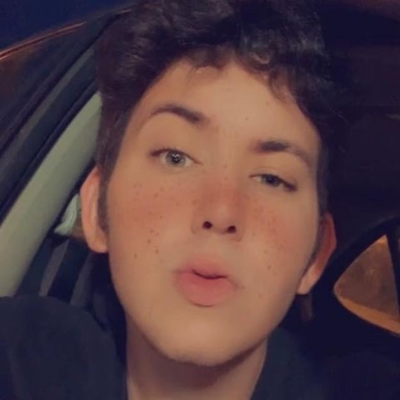 frankiec1227